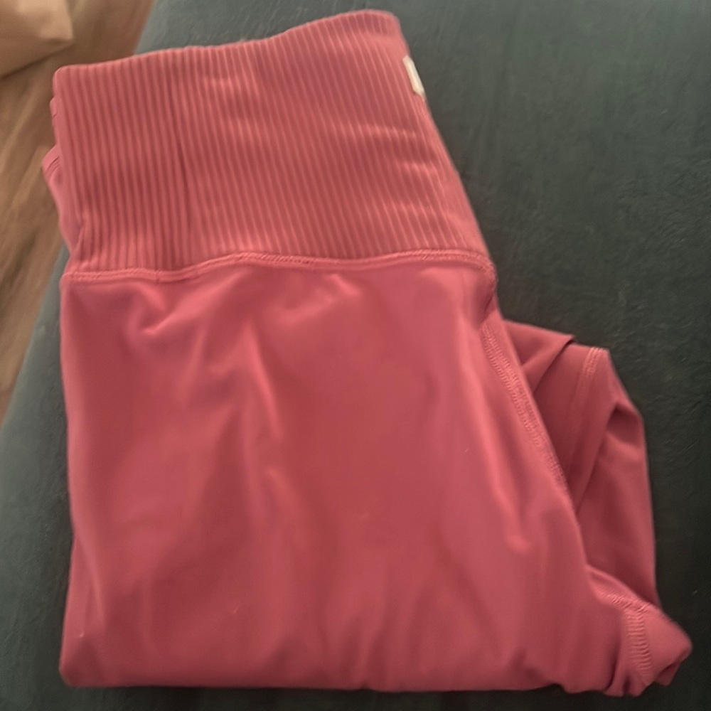 NWOT ribbed studio legging